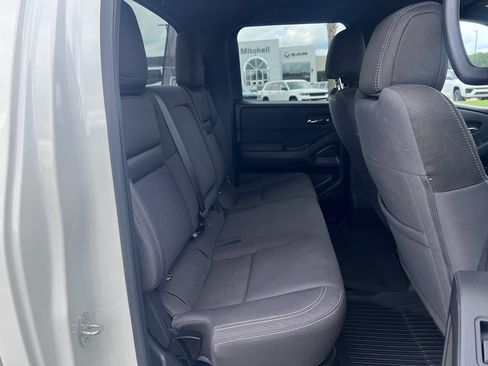 Used 2023 Nissan Frontier SV w/ Midnight Edition Package RWD image 11