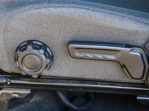 Used 2024 Jeep Wrangler Unlimited Rubicon w/ Convenience Group image 25