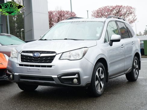Used 2017 Subaru Forester 2.5i Limited image 1