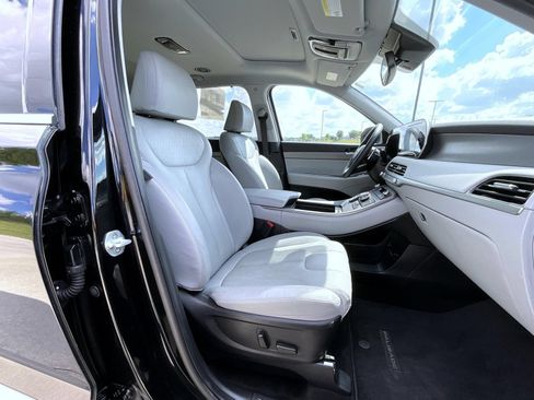 Used 2020 Hyundai Palisade SEL w/ Premium Package AWD/4WD image 16