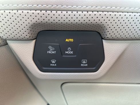 New 2026 Volkswagen Atlas SE image 31