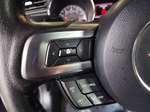 Used 2016 Ford Mustang Coupe w/ Equipment Group 051A image 9