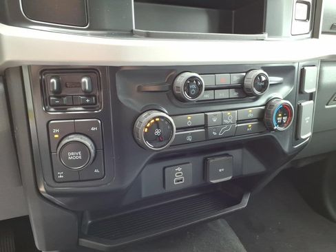 New 2026 Ford F350 XLT w/ FX4 Off-Road Package AWD/4WD image 23