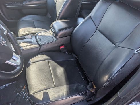 Used 2014 Dodge Charger R/T image 11