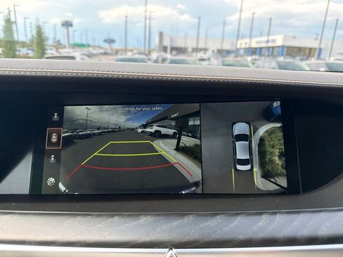 Used 2022 Genesis G90 5.0 Ultimate RWD image 19