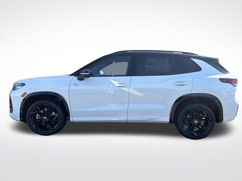 New 2026 Volkswagen Tiguan SE R-Line AWD/4WD image 2