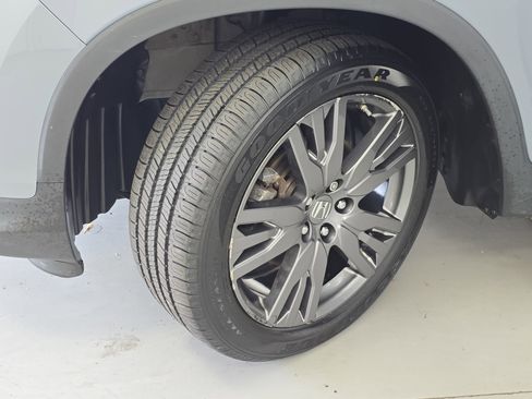 Certified 2022 Honda Pilot Sport image 30