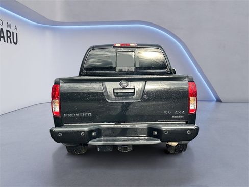 Used 2021 Nissan Frontier SV image 4