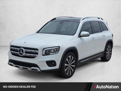 Certified 2023 Mercedes-Benz GLB 250 image 1