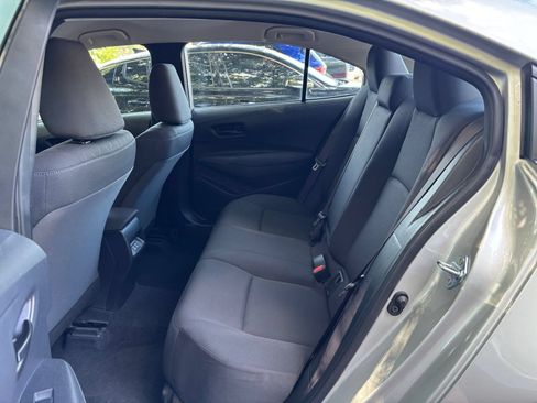 Used 2025 Toyota Corolla LE FWD image 23