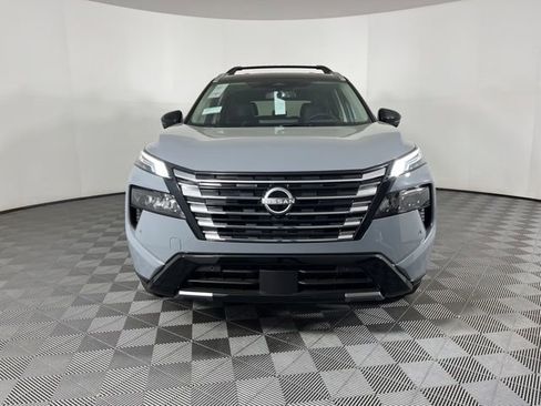 New 2026 Nissan Rogue Platinum image 4