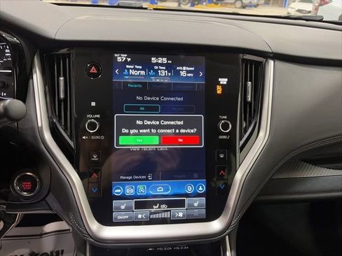 Used 2023 Subaru Outback Premium image 11