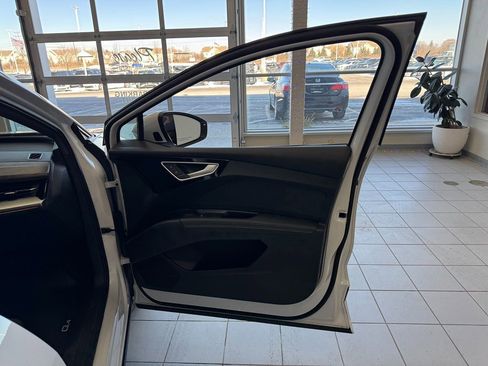 Used 2024 Audi Q4 e-tron Premium Plus w/ Premium Plus image 14