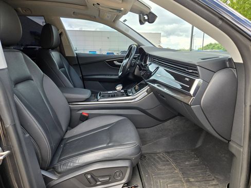 Used 2021 Audi Q8 Premium Plus AWD/4WD image 28