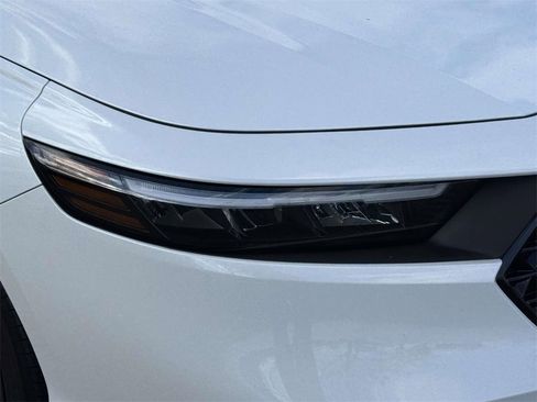 Certified 2023 Honda Accord EX image 7