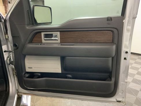 Used 2013 Ford F150 Lariat w/ Luxury Equipment Group image 32