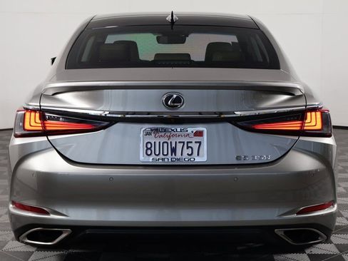 Used 2021 Lexus ES 350 w/ Premium Package image 5