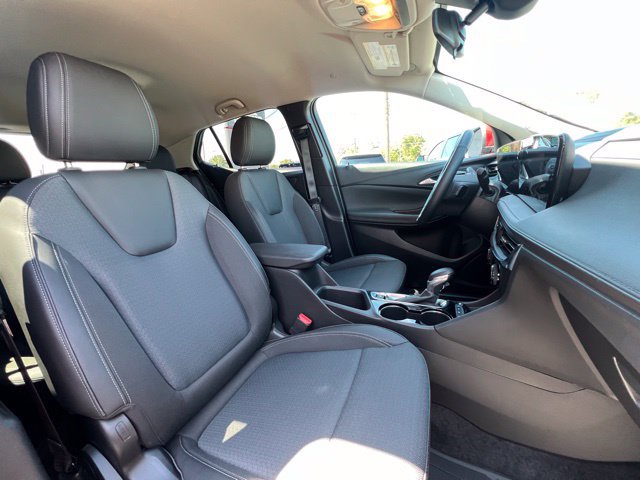Used 2024 Buick Encore GX Preferred w/ Comfort Package AWD/4WD image 13