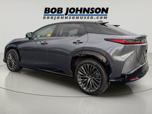 Certified 2023 Lexus RZ 450e Premium w/ Accessory Package (2T) AWD/4WD image 4