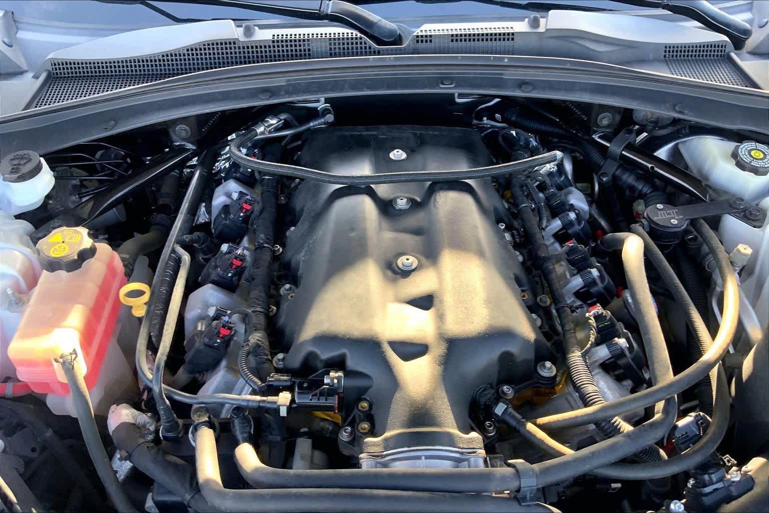 Used 2018 Chevrolet Camaro SS RWD image 31