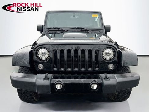 Used 2017 Jeep Wrangler Unlimited Sahara image 4