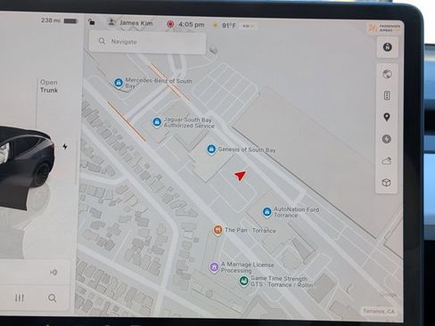 Used 2024 Tesla Model Y Performance image 12