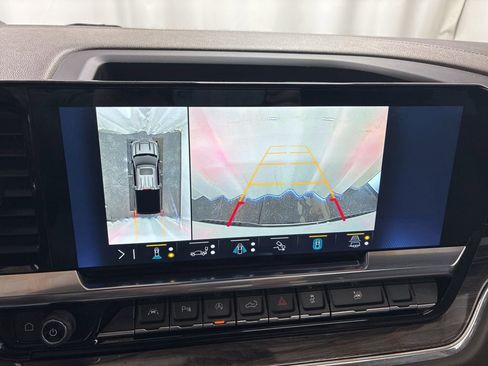 Used 2023 Chevrolet Silverado 1500 LTZ w/ LTZ Convenience Package II image 19