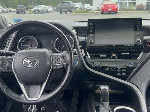 Certified 2021 Toyota Camry XLE image 11