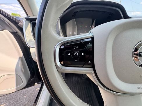 Used 2023 Volvo XC60 B5 Ultimate AWD/4WD image 19