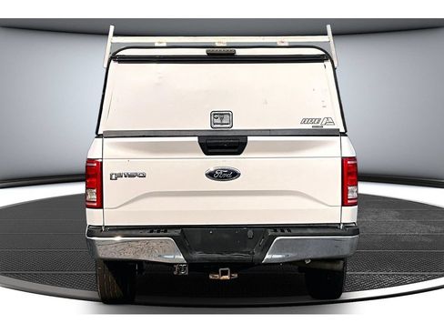 Used 2017 Ford F150 XLT AWD/4WD image 6