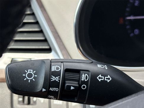 Used 2019 Hyundai Santa Fe XL SE w/ SE Premium Package 02 AWD/4WD image 21