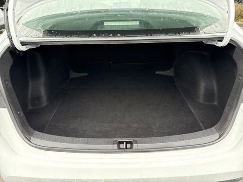 Used 2023 Toyota Corolla LE image 13