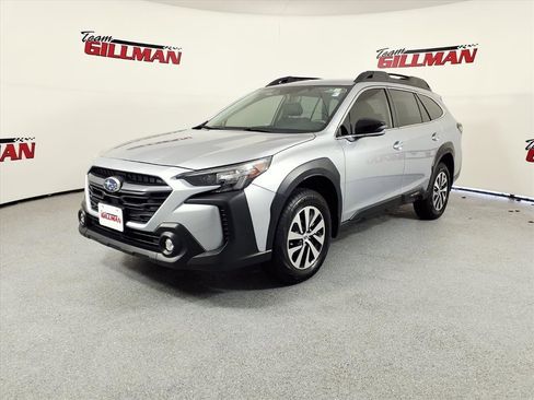 Certified 2025 Subaru Outback Premium w/ Popular Package #1A image 3