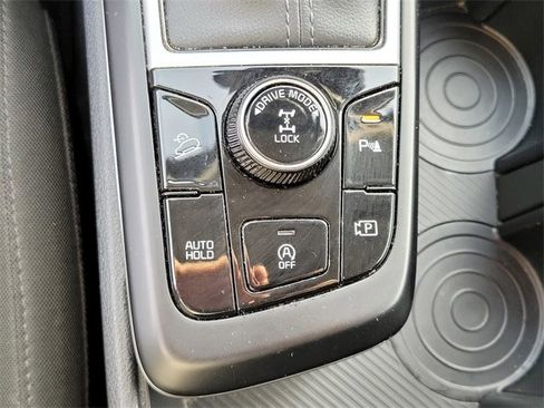 Used 2024 Kia Sportage LX image 20