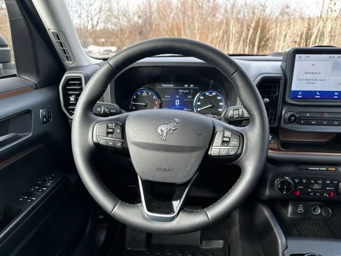 Used 2024 Ford Bronco Sport Outer Banks AWD/4WD image 31