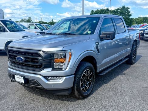 Used 2021 Ford F150 XLT w/ Equipment Group 302A High AWD/4WD image 3