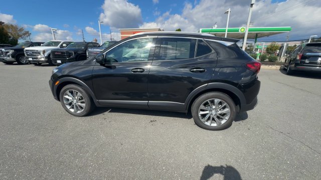 Used 2023 Buick Encore GX Essence w/ Experience Buick Package FWD image 5