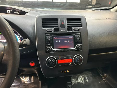 Used 2016 Nissan Leaf S w/ Charger Package FWD image 15