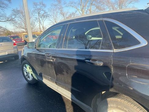 Used 2020 Ford Edge SEL image 8