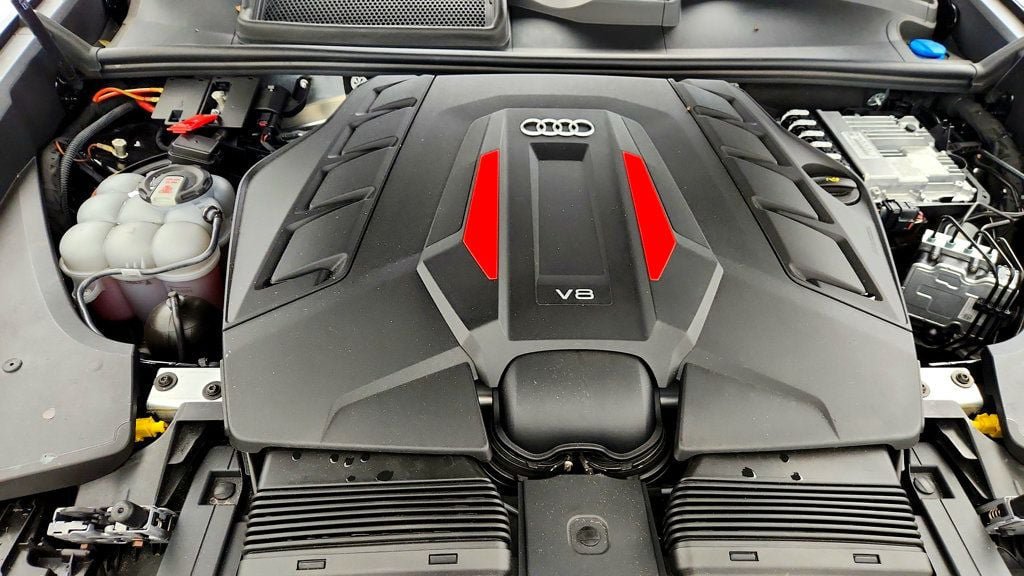 Used 2024 Audi SQ8 Premium Plus AWD/4WD image 46