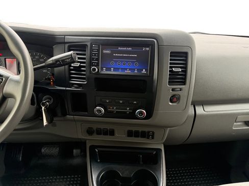 Used 2020 Nissan NV 3500 S RWD image 15