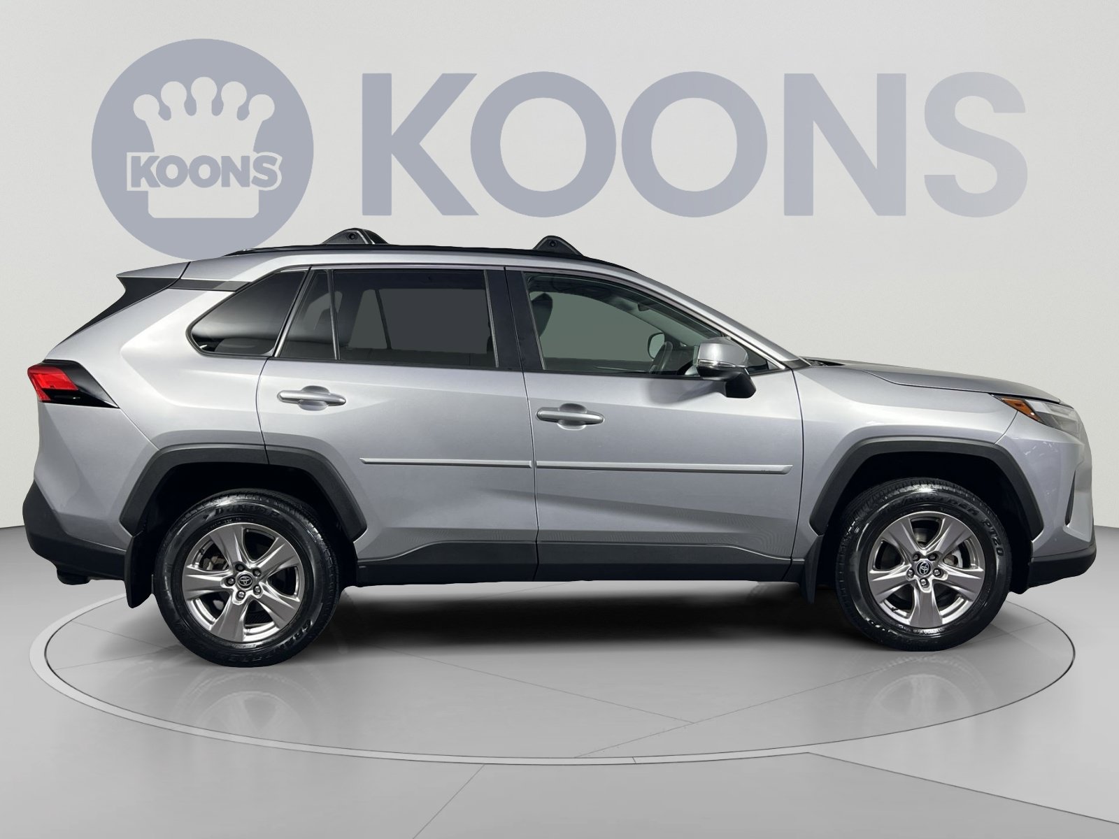 Used 2023 Toyota RAV4 XLE w/ Convenience Package AWD/4WD image 8