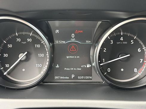 Used 2019 Land Rover Discovery Sport SE AWD/4WD image 13