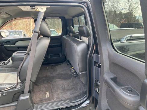 Used 2010 GMC Sierra 1500 SLT w/ All-Terrain Package image 17