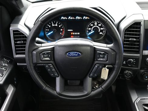 Used 2020 Ford F150 XLT w/ Equipment Group 302A Luxury AWD/4WD image 15
