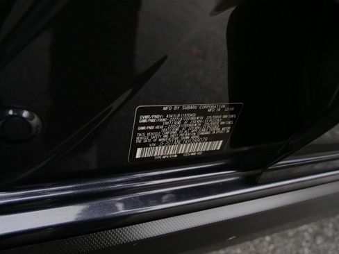 Used 2019 Subaru Crosstrek 2.0i Limited w/ Moonroof Package w/Navigation image 40