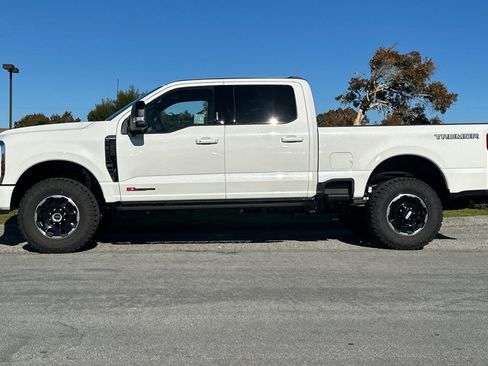 New 2026 Ford F250 Platinum w/ Tremor Off-Road Package image 2