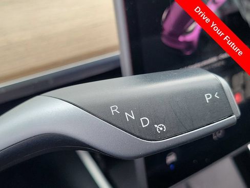 Used 2021 Tesla Model Y Long Range AWD/4WD image 10