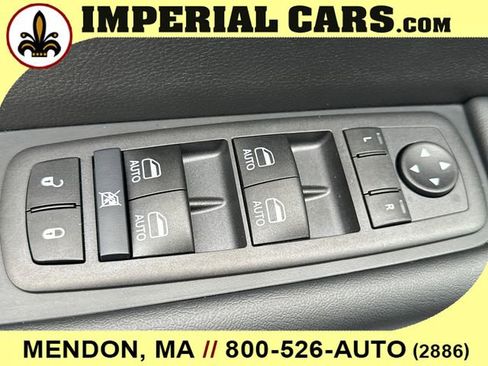 New 2026 Chrysler Pacifica Select image 20