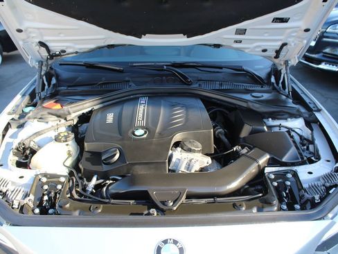 Used 2016 BMW M235i Coupe RWD image 28